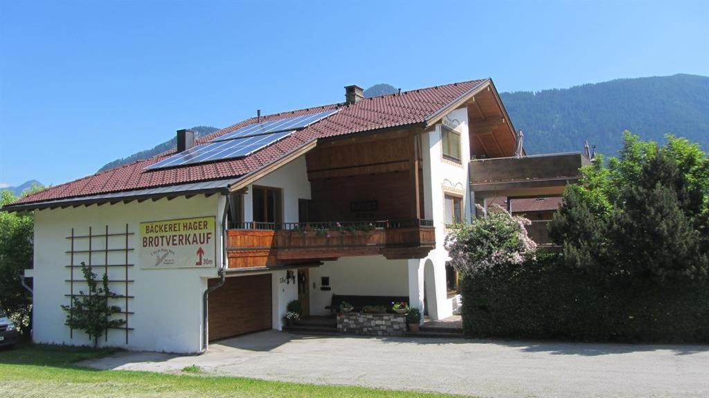 Haus Hager Bed & Breakfast Schlitters Exterior foto