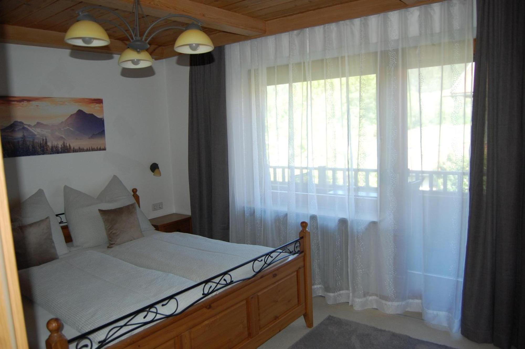 Haus Hager Bed & Breakfast Schlitters Exterior foto